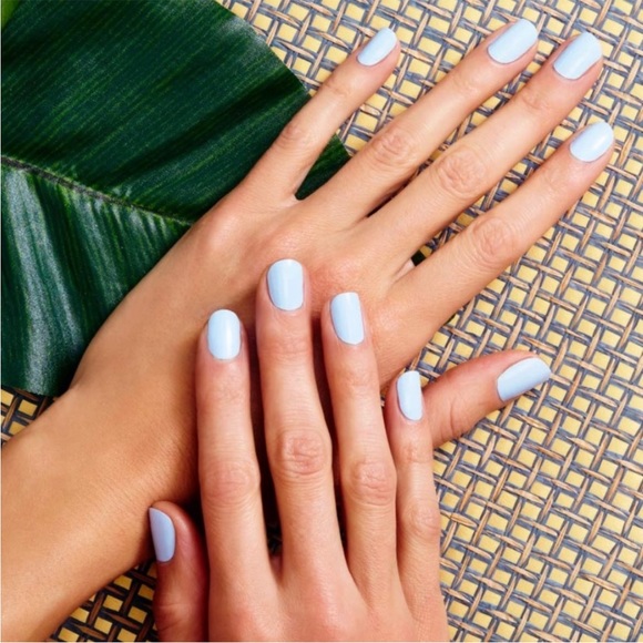 *Retired* Color Street: Aspen Sky | Pale Pastel Periwinkle Blue Spring Winter - Picture 2 of 12